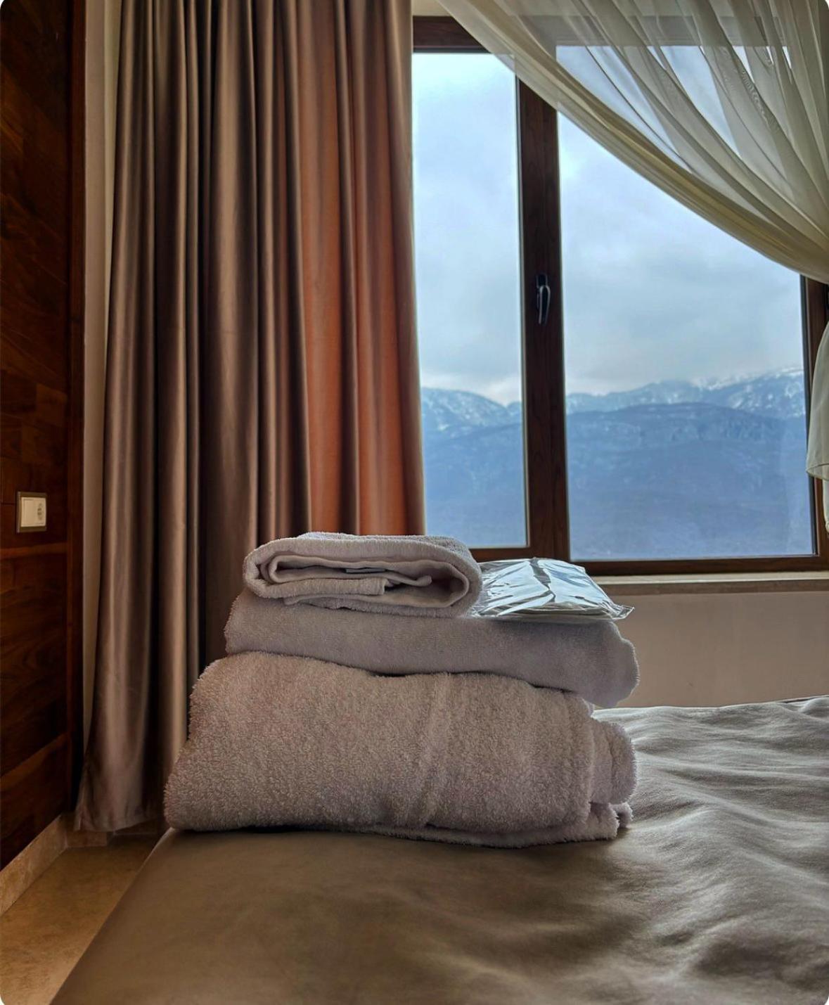 Lastiver Resort Yenokavan Buitenkant foto