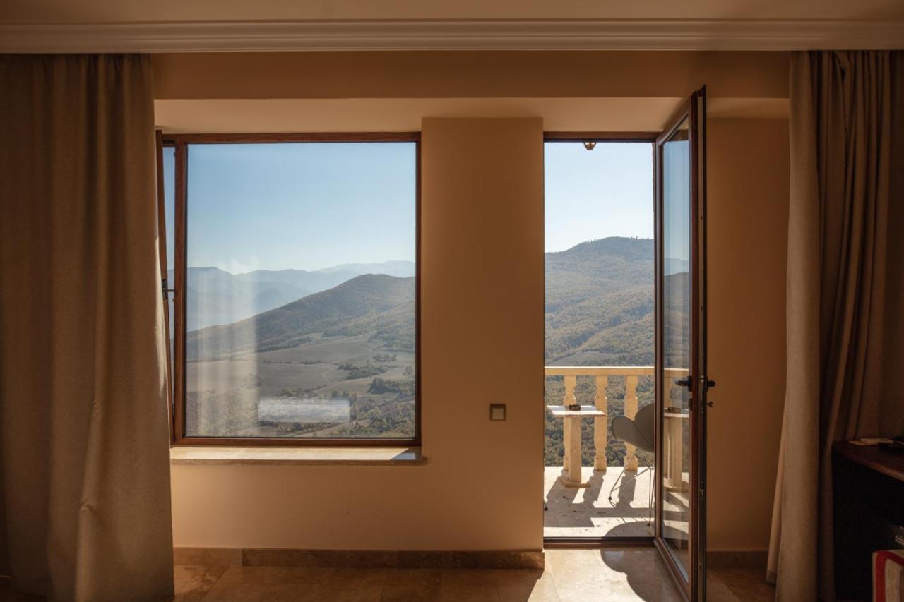 Lastiver Resort Yenokavan Buitenkant foto